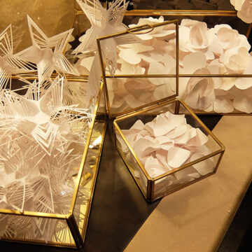 Chanel Paris Workshop pret à porter - Marjorie Colas - creation papier - decoration