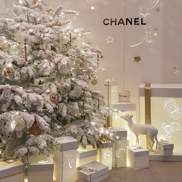 boîtes de Noël en papier pour la décoration du magasin chanel joaillerie